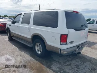 2001 Ford Excursion Limited с VIN 1FMNU42L91EC54752, выставлен на аукционе IAAI как лот 42490476 с пробегом 180 533 миль миль и . История ставок и продаж доступна на DreamBid. Изображение 3.