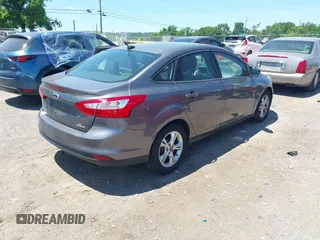 2013 Ford Focus SE z VIN 1FADP3F20DL235001, wystawiony jako IAAI lot #42343368 z przebiegiem 202 356 mil mil oraz . Historia ofert i sprzedaży dostępna na DreamBid. Obrazek 4.