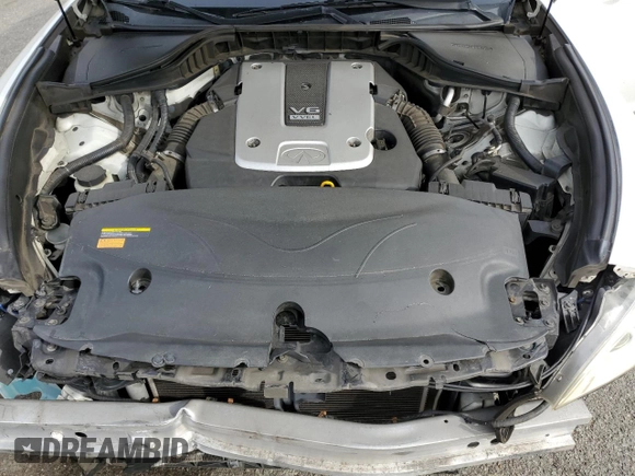2013 Infiniti M with VIN JN1BY1AP6DM510258, listed as a Copart auction lot 84430924 with 136,641 mi miles and Salvage Title. Bid and sale history available at carsss.com. Image 12.