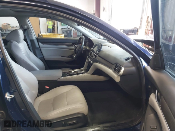 2020 Honda Accord Touring with VIN 1HGCV3F95LA012182, listed as a IAAI auction lot 42510566 with 60,426 mi miles and . Bid and sale history available at DreamBid. Image 5.
