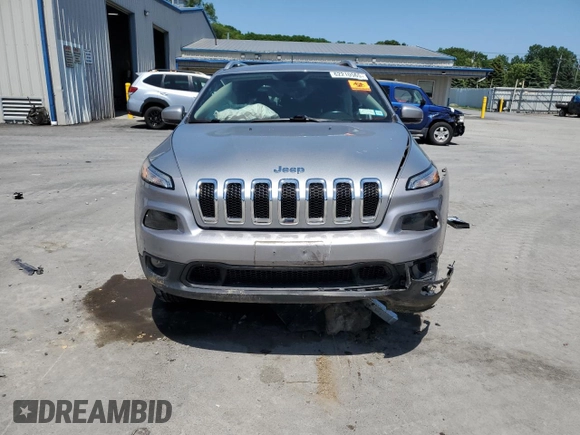 2016 Jeep Cherokee Latitude с VIN 1C4PJMCS4GW252227, выставлен на аукционе Copart как лот 62210565 с пробегом Не указан миль и Списание • Salvage title. История ставок и продаж доступна на DreamBid. Изображение 5.
