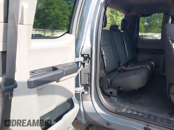 2019 Ford F-150 XL с VIN 1FTEX1CP5KKC67707, выставлен на аукционе IAAI как лот 42146747 с пробегом 72 754 миль миль и . История ставок и продаж доступна на DreamBid. Изображение 8.