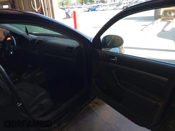 2008 Volkswagen Jetta SE with VIN 3VWRM71K08M115501, listed as a IAAI auction lot 42380706 with 212,471 mi miles and . Bid and sale history available at DreamBid. Image 5.