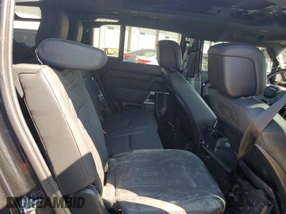 2022 Land Rover Defender with VIN SALEWERU0N2087281, listed as a Copart auction lot 67636814 with 25,546 mi miles and Salvage title. Bid and sale history available at DreamBid. Image 11.