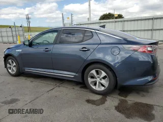 2014 Kia Optima LX with VIN KNAGM4AD7E5072011, listed as a Copart auction lot 61938205 with 132,521 mi miles and Salvage title. Bid and sale history available at DreamBid. Image 2.