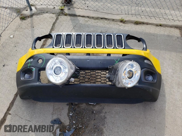 2018 Jeep Renegade Altitude with VIN ZACCJABBXJPH04362, listed as a Copart auction lot 51241425 with 125,913 mi miles and Salvage Title. Bid and sale history available at DreamBid. Image 13.