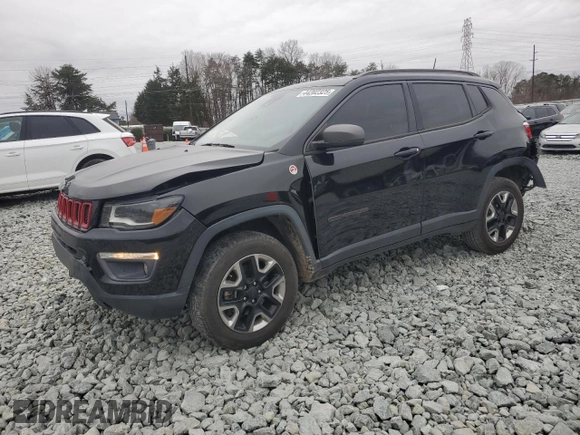 2018 Jeep Compass Trailhawk with VIN 3C4NJDDBXJT187550, listed as a Copart auction lot 44202325 with 108,579 mi miles and Salvage Title. Bid and sale history available at carsss.com. Image 1.