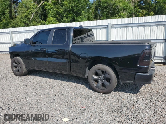 2019 Ram 1500 Big Horn z VIN 1C6RREBT7KN568289, wystawiony jako Copart lot #57787245 z przebiegiem 131 599 mil mil oraz Szkoda całkowita • Salvage title. Historia ofert i sprzedaży dostępna na DreamBid. Obrazek 2.