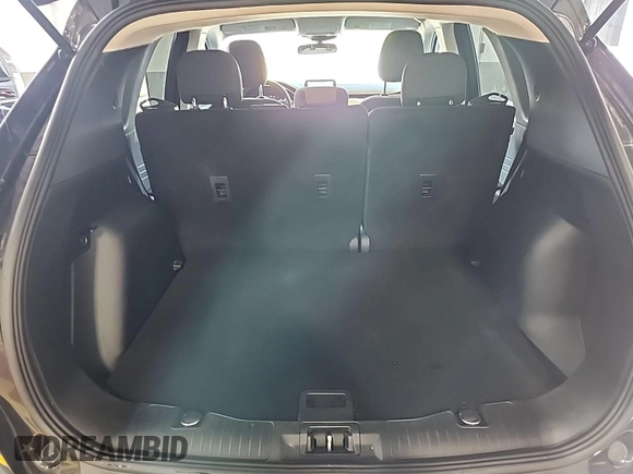 2021 Ford Escape SE with VIN 1FMCU0G69MUA67783, listed as a IAAI auction lot 42785516 with 42,013 mi miles and . Bid and sale history available at DreamBid. Image 6.
