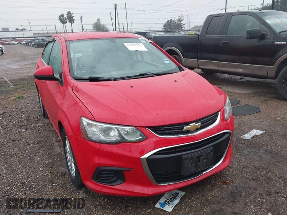 2019 Chevrolet Sonic LT z VIN 1G1JD5SB9K4135048, wystawiony jako IAAI lot #41615175 z przebiegiem 45 826 mil mil oraz . Historia ofert i sprzedaży dostępna na DreamBid. Obrazek 1.
