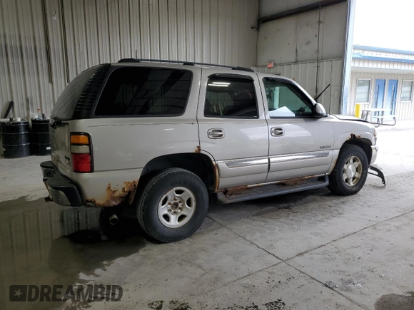 2004 GMC Yukon SLT with VIN 1GKEK13V14R110395, listed as a Copart auction lot 52886185 with 0 mi miles and Salvage Title. Bid and sale history available at carsss.com. Image 3.