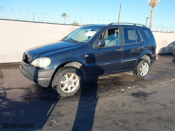 2001 Mercedes-Benz M-Class with VIN 4JGAB72E01A251463, listed as a IAAI auction lot 41392480 with 1 mi miles. Bid and sale history available at carsss.com. Image 2.