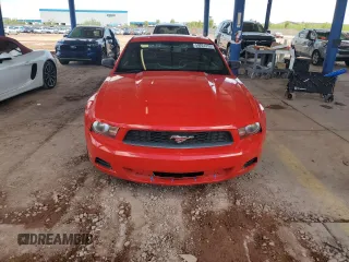2010 Ford Mustang V6 with VIN 1ZVBP8AN6A5128015, listed as a Copart auction lot 59201315 with 143,591 mi miles and Salvage title. Bid and sale history available at DreamBid. Image 5.
