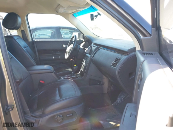 2014 Ford Flex SEL with VIN 2FMGK5C82EBD31669, listed as a IAAI auction lot 41712254 with 121,207 mi miles. Bid and sale history available at carsss.com. Image 5.