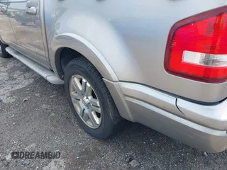 2008 Ford Explorer Sport Trac Limited z VIN 1FMEU53E98UA30872, wystawiony jako IAAI lot #42141954 z przebiegiem 490 770 mil mil oraz . Historia ofert i sprzedaży dostępna na DreamBid. Obrazek 6.
