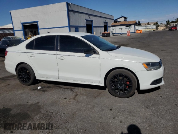 2014 Volkswagen Jetta TDI with VIN 3VWLL7AJ2EM277917, listed as a Copart auction lot 55832245 with 149,297 mi miles and Clean title. Bid and sale history available at DreamBid. Image 4.