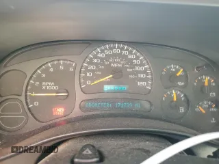 2003 Chevrolet Tahoe LS with VIN 1GNEK13Z23R106005, listed as a Copart auction lot 52674645 with 171,739 mi miles and Salvage Title. Bid and sale history available at carsss.com. Image 9.