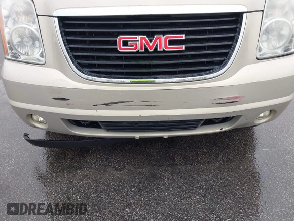 2007 GMC Yukon XL SLT with VIN 1GKFC160X7J315024, listed as a IAAI auction lot 41455065 with 222,474 mi miles. Bid and sale history available at carsss.com. Image 6.