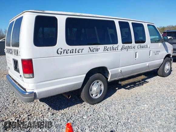 1999 Ford Econoline Passenger XL with VIN 1FBSS31L5XHB19871, listed as a IAAI auction lot 41218332 with 88,537 mi miles and . Bid and sale history available at DreamBid. Image 4.