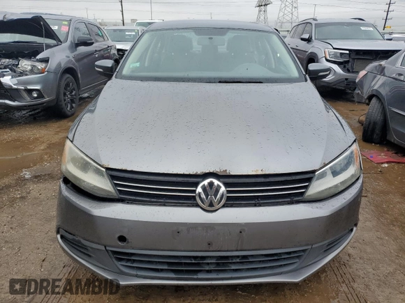 2012 Volkswagen Jetta SE with VIN 3VWDX7AJ3CM406558, listed as a Copart auction lot 47367825 with 163,613 mi miles and Salvage title. Bid and sale history available at DreamBid. Image 5.