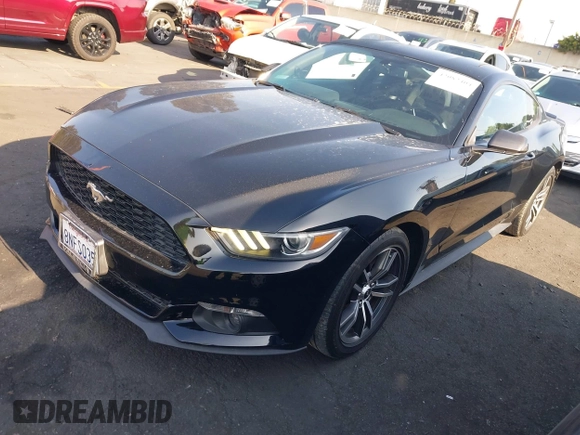 2017 Ford Mustang EcoBoost z VIN 1FA6P8THXH5230980, wystawiony jako IAAI lot #42082404 z przebiegiem 108 194 mil mil oraz . Historia ofert i sprzedaży dostępna na DreamBid. Obrazek 2.