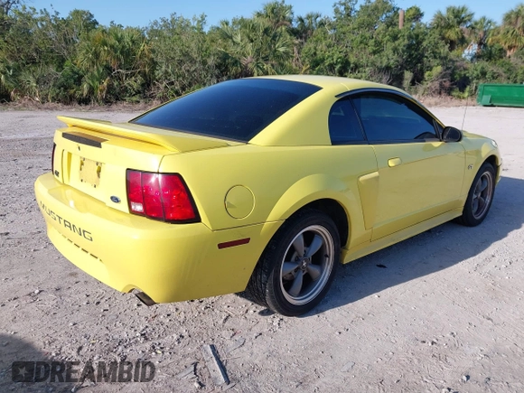 2000 Ford Mustang GT with VIN 1FAFP42X2YF259336, listed as a IAAI auction lot 42024703 with 134,358 mi miles. Bid and sale history available at carsss.com. Image 4.