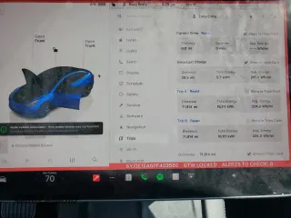 2023 Tesla Model 3 с VIN 5YJ3E1EA6PF402560, выставлен на аукционе Copart как лот 61060765 с пробегом 71 814 миль миль и Списание • Salvage title. История ставок и продаж доступна на DreamBid. Изображение 9.