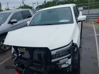2025 Nissan Frontier SV с VIN 1N6ED1EJ8SN610734, выставлен на аукционе IAAI как лот 42210100 с пробегом 8 465 миль миль и . История ставок и продаж доступна на DreamBid. Изображение 13.