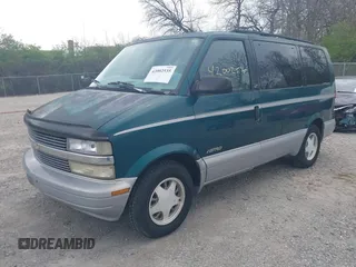 1997 Chevrolet Astro with VIN 1GNDM19W9VB205001, listed as a IAAI auction lot 42002535 with 136,734 mi miles. Bid and sale history available at carsss.com. Image 18.