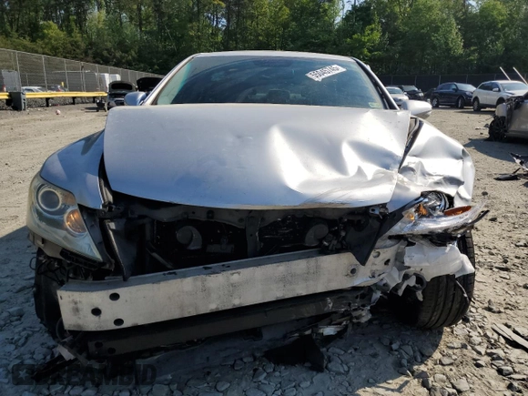 2010 Lexus LS 460 with VIN JTHCL5EF2A5005802, listed as a Copart auction lot 55045745 with 146,507 mi miles and Salvage title. Bid and sale history available at DreamBid. Image 5.