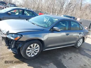 2015 Volkswagen Passat 1.8T Limited Edition with VIN 1VWAT7A33FC015366, listed as a IAAI auction lot 41769888 with 129,117 mi miles. Bid and sale history available at carsss.com. Image 15.