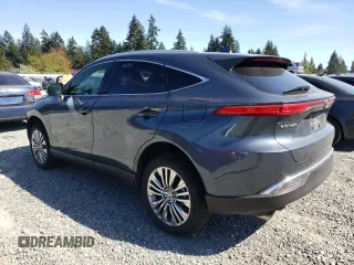 2022 Toyota Venza LE with VIN JTEAAAAH1NJ090042, listed as a Copart auction lot 52393433 with 35,981 mi miles. Bid and sale history available at carsss.com. Image 2.