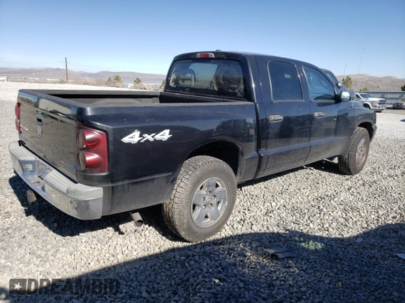 2006 Dodge Dakota SLT with VIN 1D7HW48K76S632981, listed as a Copart auction lot 43036995 with 211,057 mi miles and Clean Title. Bid and sale history available at carsss.com. Image 3.