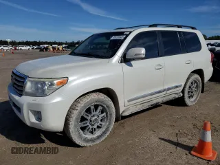 2014 Toyota Land Cruiser z VIN JTMHY7AJ0E4021605, wystawiony jako Copart lot #88230045 z przebiegiem 220 770 mil mil oraz Czysty tytuł • Clean title. Historia ofert i sprzedaży dostępna na DreamBid. Obrazek 1.