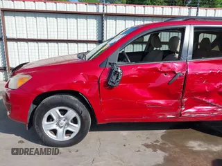 2012 Toyota RAV4 with VIN 2T3ZF4DV9CW136470, listed as a IAAI auction lot 41872821 with 149,588 mi miles. Bid and sale history available at carsss.com. Image 17.