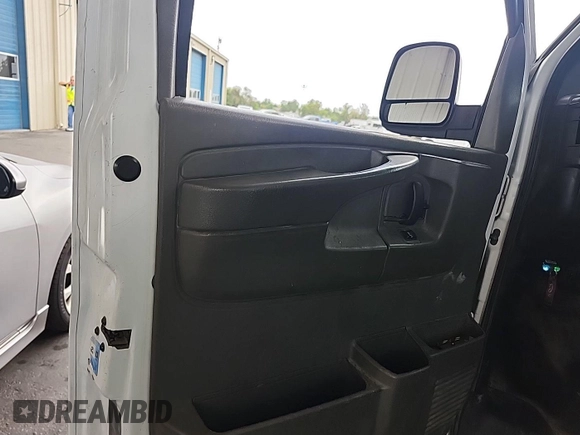 2015 Chevrolet Express Cargo with VIN 1GCZGUCG3F1124902, listed as a IAAI auction lot 42801517 with 178,404 mi miles and . Bid and sale history available at DreamBid. Image 25.