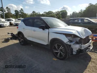 2021 Volvo XC40 R-Design with VIN YV4AC2HM3M2537869, listed as a Copart auction lot 56687535 with 50,265 mi miles and Salvage title. Bid and sale history available at DreamBid. Image 4.