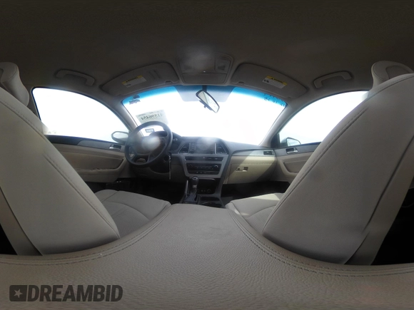 2015 Hyundai Sonata SE z VIN 5NPE24AFXFH235205, wystawiony jako IAAI lot #41596454 z przebiegiem 66 461 mil mil oraz . Historia ofert i sprzedaży dostępna na DreamBid. Obrazek 18.