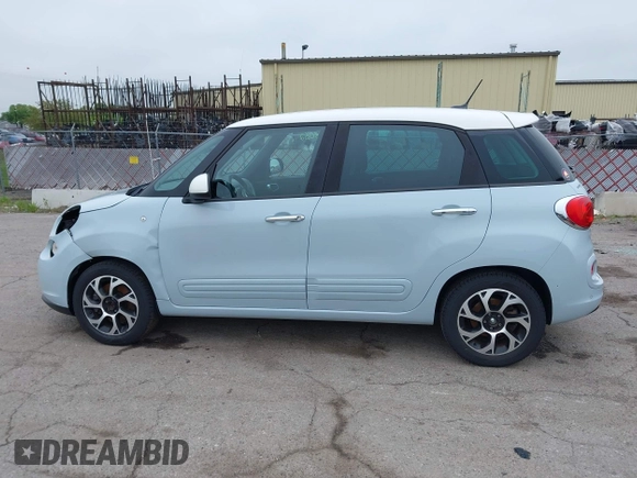 2015 FIAT 500L Easy with VIN ZFBCFABH9FZ033638, listed as a IAAI auction lot 42268062 with 63,249 mi miles and . Bid and sale history available at DreamBid. Image 15.
