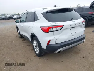 2020 Ford Escape SE с VIN 1FMCU0G62LUC72330, выставлен на аукционе IAAI как лот 42484552 с пробегом 43 999 миль миль и . История ставок и продаж доступна на DreamBid. Изображение 3.