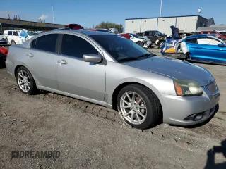 2011 Mitsubishi Galant ES z VIN 4A32B3FF3BE027602, wystawiony jako Copart lot #56150005 z przebiegiem 78 095 mil mil oraz Szkoda całkowita • Salvage title. Historia ofert i sprzedaży dostępna na DreamBid. Obrazek 4.