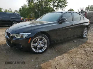 2018 BMW 3 Series 330i xDrive z VIN WBA8D9C59JA614377, wystawiony jako Copart lot #58971345 z przebiegiem 100 848 mil mil oraz Szkoda całkowita • Salvage title. Historia ofert i sprzedaży dostępna na DreamBid. Obrazek 1.