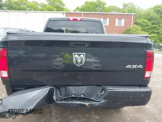 2017 Ram 1500 Tradesman с VIN 1C6RR7FG2HS620527, выставлен на аукционе IAAI как лот 42270624 с пробегом 128 704 миль миль и . История ставок и продаж доступна на DreamBid. Изображение 16.