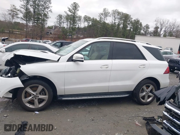 2019 Mercedes-Benz GLE 400 with VIN 4JGDA5GB0KB210149, listed as a IAAI auction lot 41252945 with 72,724 mi miles and . Bid and sale history available at DreamBid. Image 14.