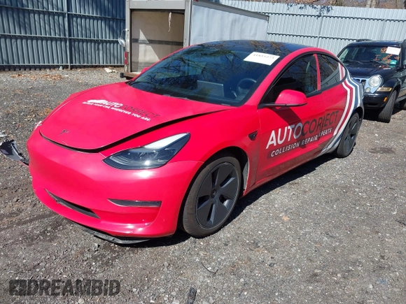 2022 Tesla Model 3 with VIN 5YJ3E1EA5NF168201, listed as a IAAI auction lot 41855273 with 31,393 mi miles and . Bid and sale history available at DreamBid. Image 2.