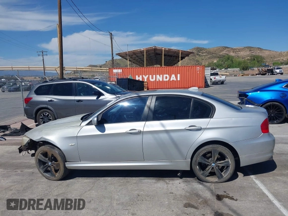 2011 BMW 3 Series 328i with VIN WBAPH5G51BNM77903, listed as a IAAI auction lot 42001088 with 126,012 mi miles and . Bid and sale history available at DreamBid. Image 14.