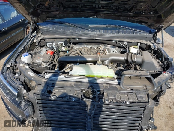 2024 Ford Expedition XLT with VIN 1FMJU1J82REA88242, listed as a IAAI auction lot 42170638 with 2,822 mi miles and . Bid and sale history available at DreamBid. Image 10.