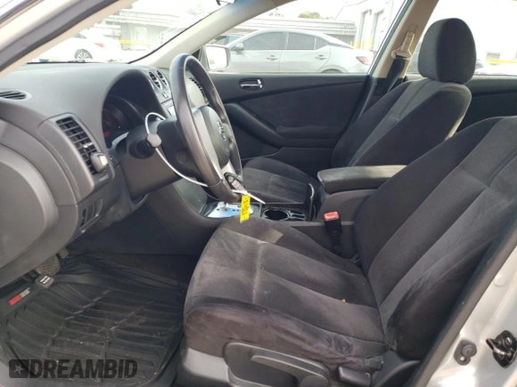 2009 Nissan Altima 2.5 S with VIN 1N4AL21E69N453854, listed as a Copart auction lot 52053095 with 101,211 mi miles and Salvage Title. Bid and sale history available at carsss.com. Image 7.