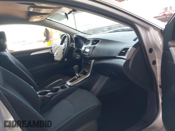 2015 Nissan Sentra S with VIN 3N1AB7AP0FY285531, listed as a IAAI auction lot 42099970 with 162,569 mi miles. Bid and sale history available at carsss.com. Image 5.