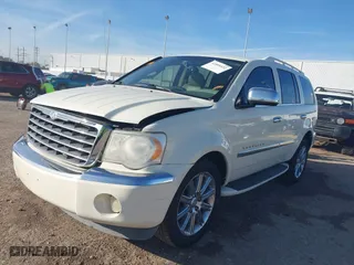 2008 Chrysler Aspen Limited with VIN 1A8HX58218F144059, listed as a IAAI auction lot 41095322 with 227,329 mi miles. Bid and sale history available at carsss.com. Image 17.